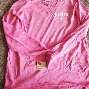 Woman's Long Sleeved shirt